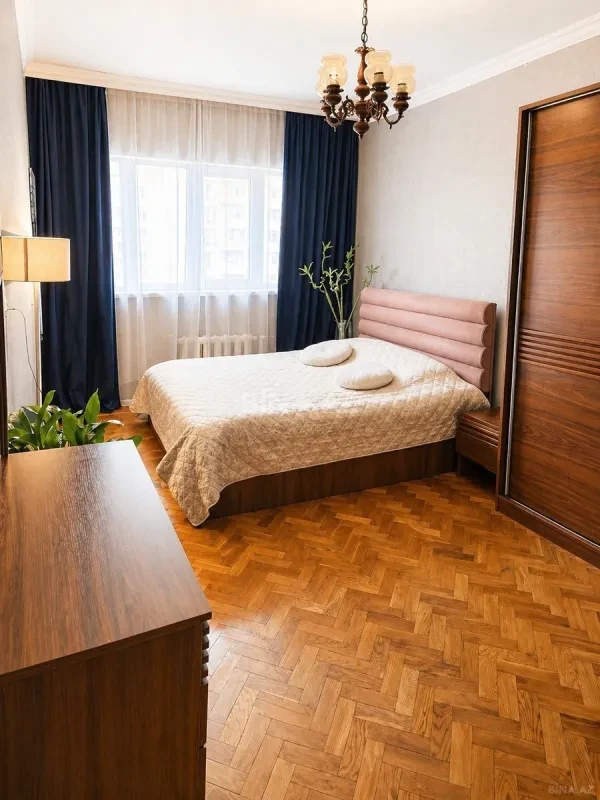 Satılır 4 otaqlı mənzil 105 m²