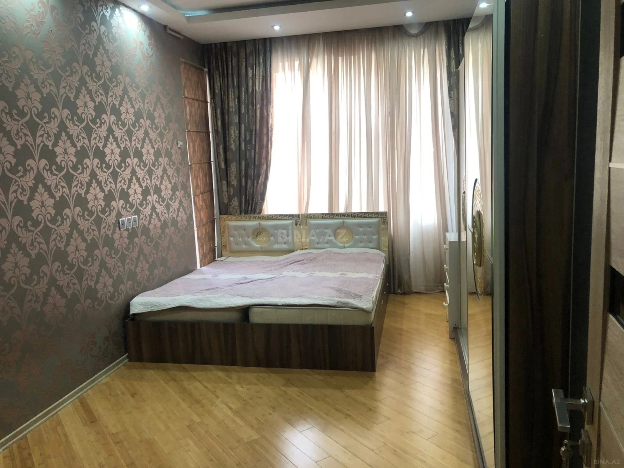 Kirayə verilir 3 otaqlı mənzil 90 m²