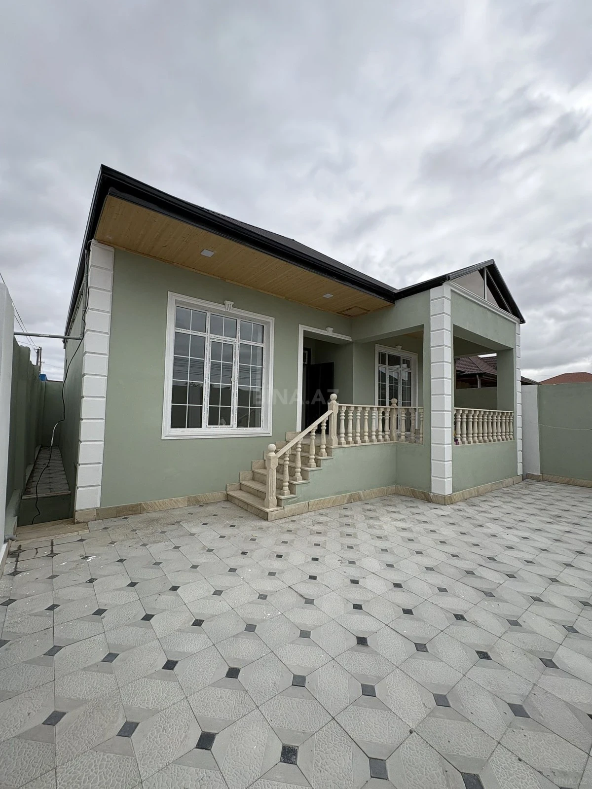 Satılır 4 otaqlı həyət evi 110 m²