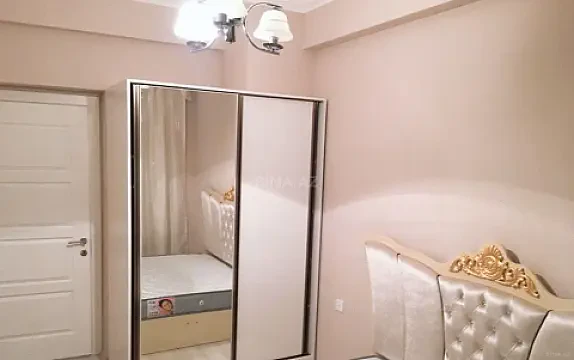 Kirayə verilir 2 otaqlı mənzil 50 m²