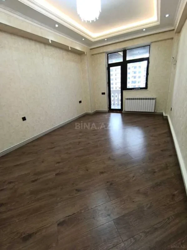 Kirayə verilir 2 otaqlı mənzil 80 m²