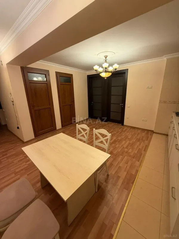 Kirayə verilir 3 otaqlı ofis 80 m²