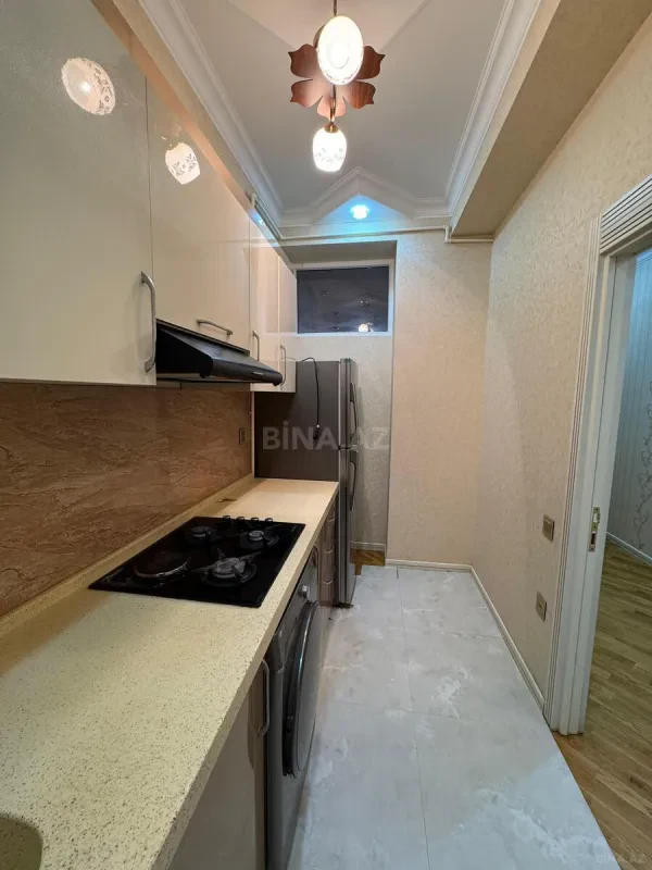 Kirayə verilir 2 otaqlı mənzil 70 m²