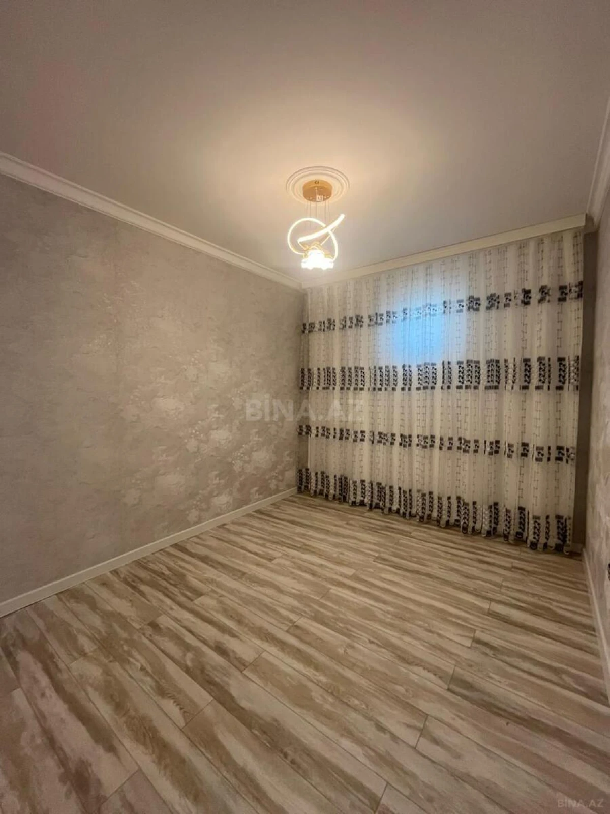 Satılır 3 otaqlı mənzil 65 m²