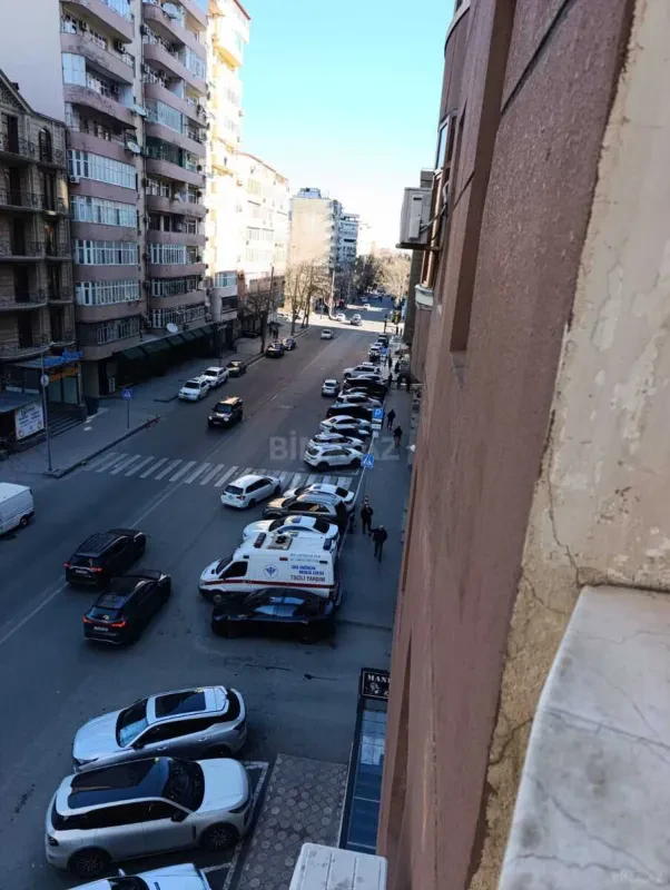Kirayə verilir 3 otaqlı mənzil 100 m²