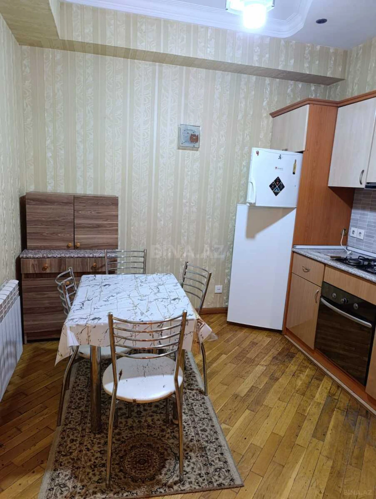 Kirayə verilir 3 otaqlı mənzil 100 m²