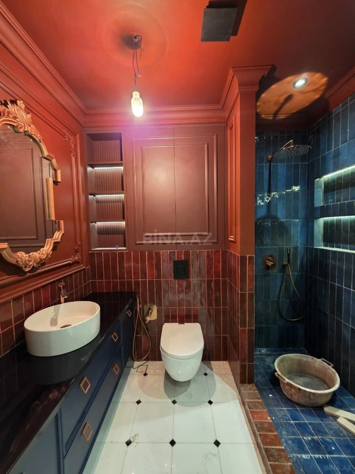 Satılır 4 otaqlı mənzil 165 m²