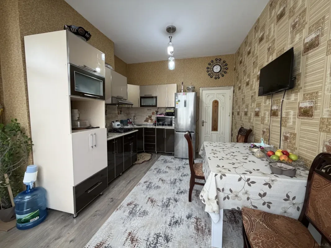 Satılır 3 otaqlı mənzil 95 m²