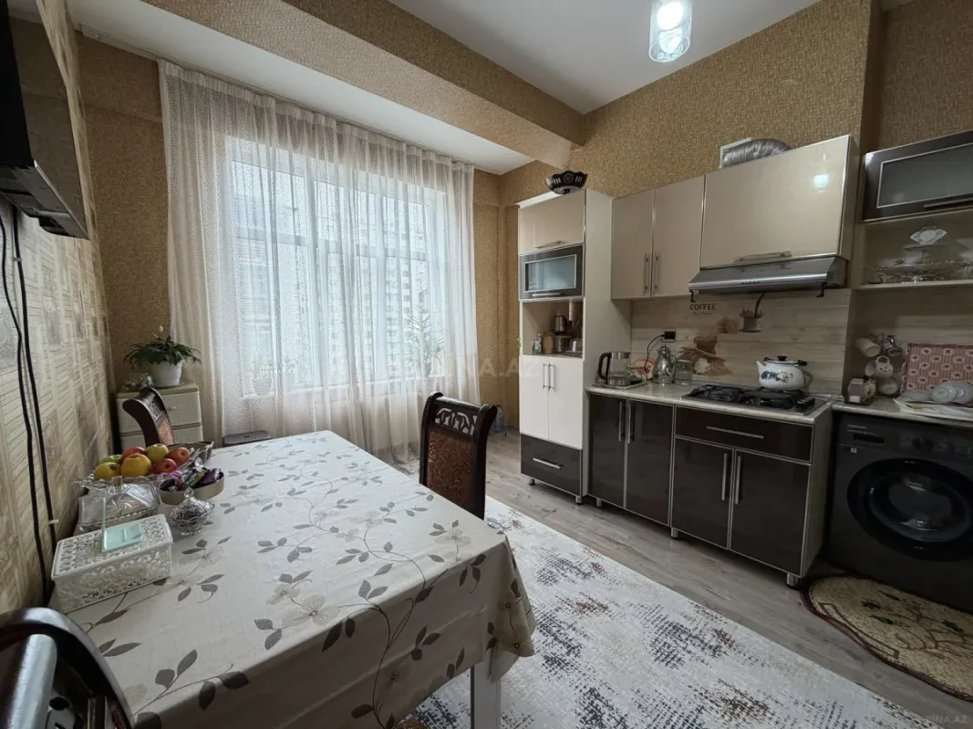 Satılır 3 otaqlı mənzil 95 m²