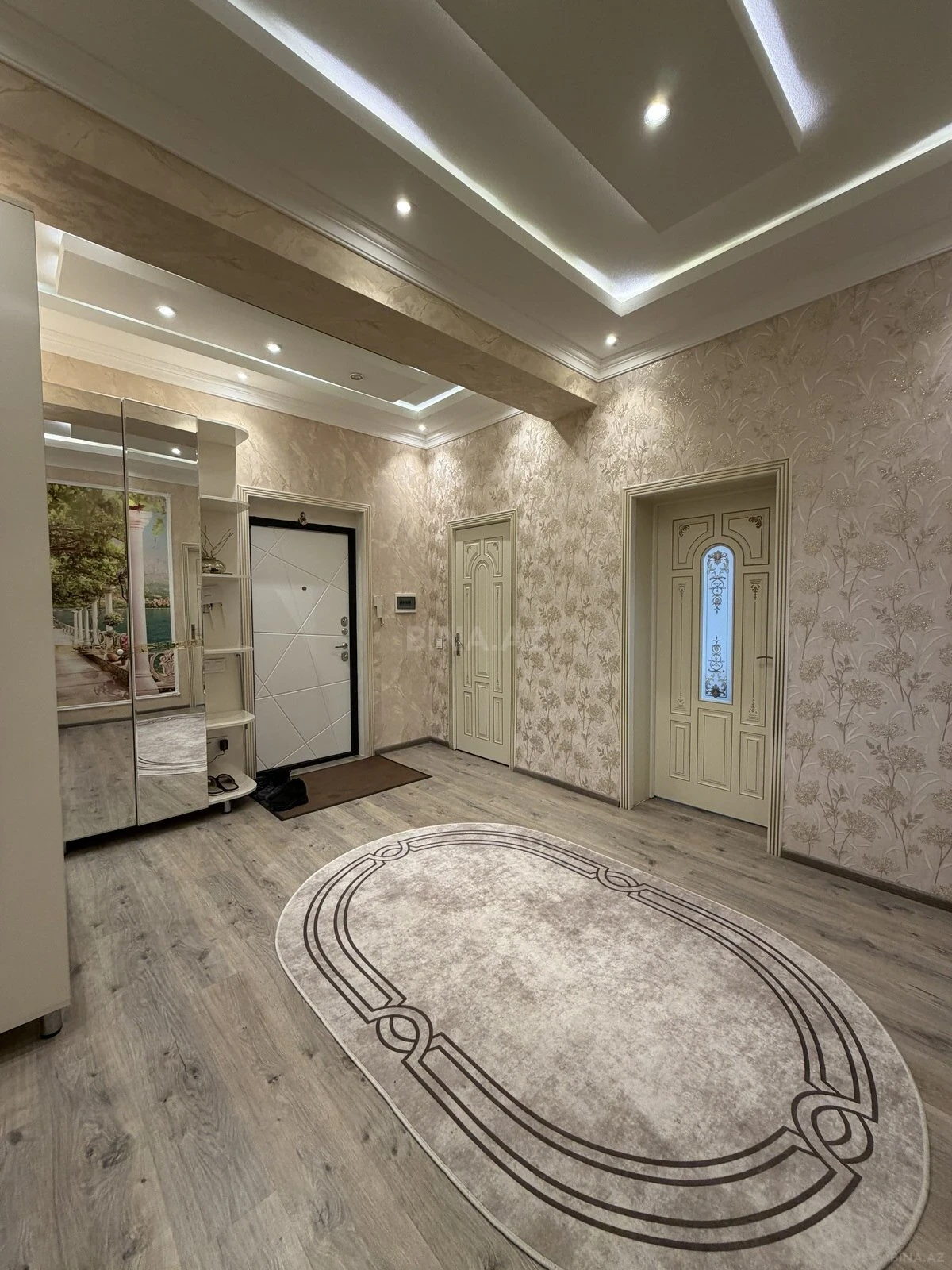 Satılır 3 otaqlı mənzil 95 m²