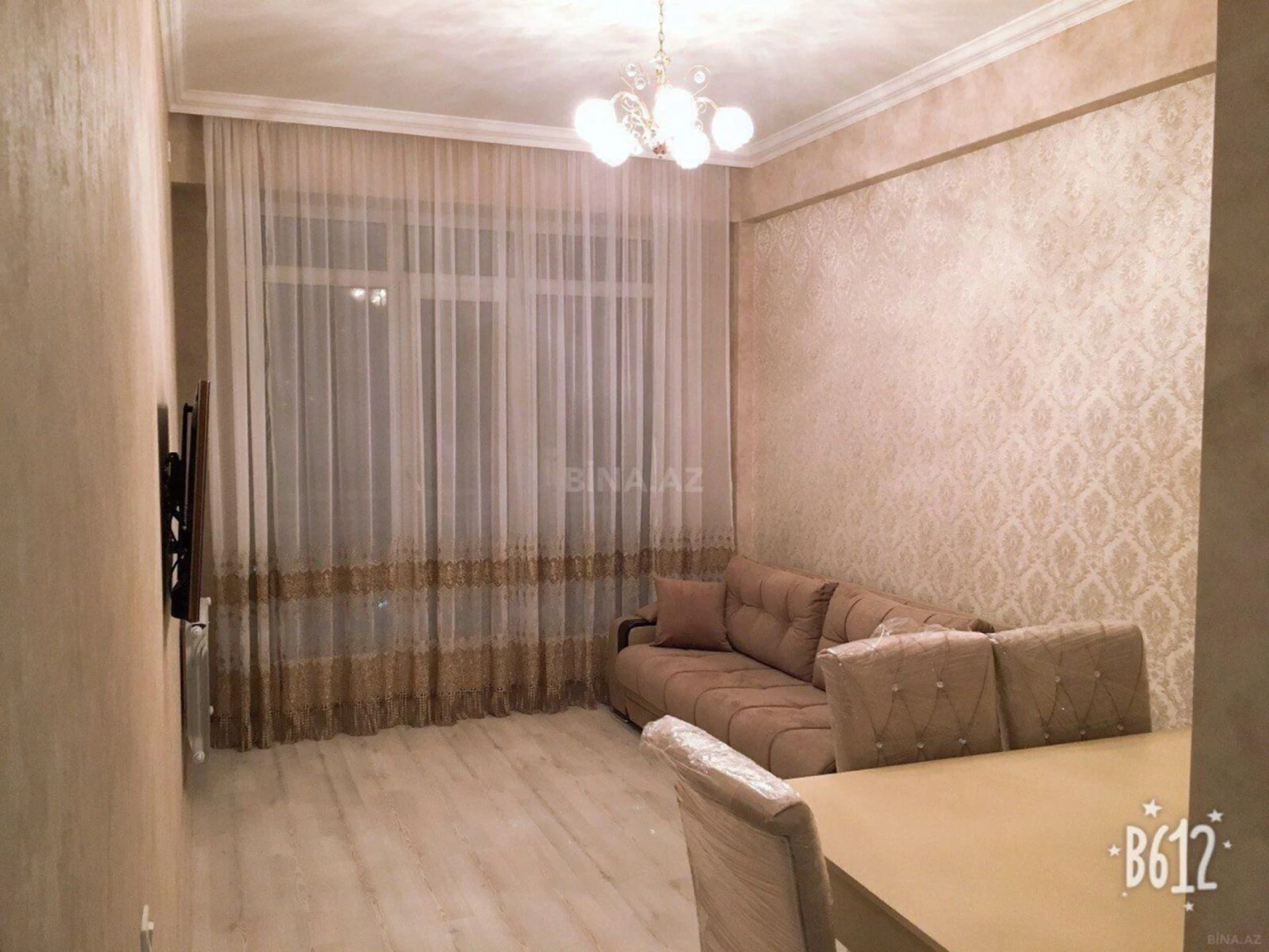 Kirayə verilir 2 otaqlı mənzil 55 m²