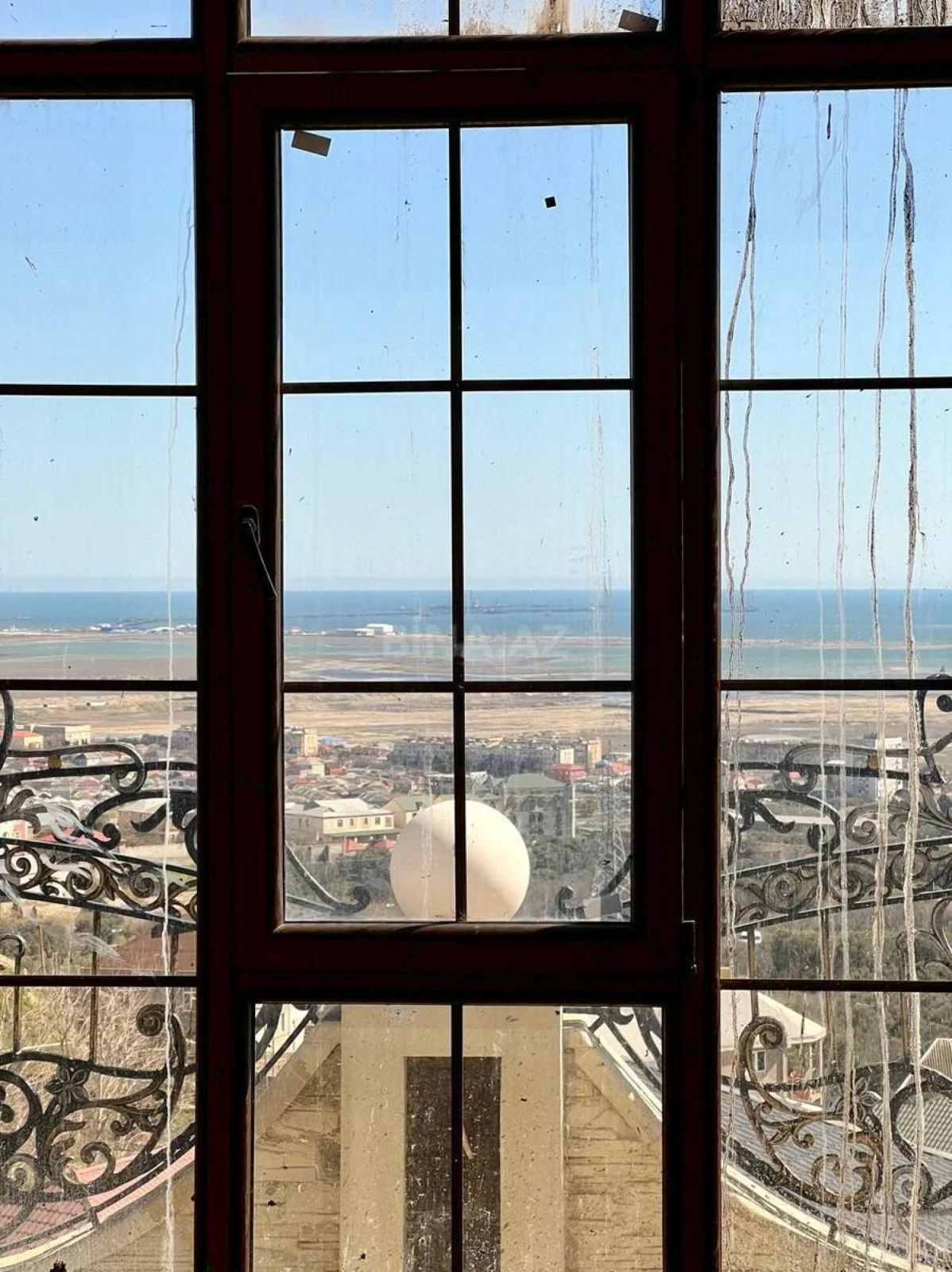 Satılır 4 otaqlı mənzil 132 m²