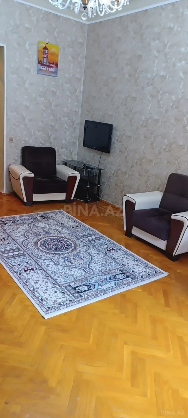 Kirayə verilir 2 otaqlı mənzil 80 m²