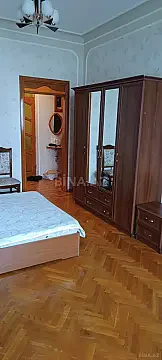 Kirayə verilir 2 otaqlı mənzil 80 m²