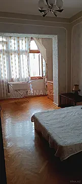 Kirayə verilir 2 otaqlı mənzil 80 m²