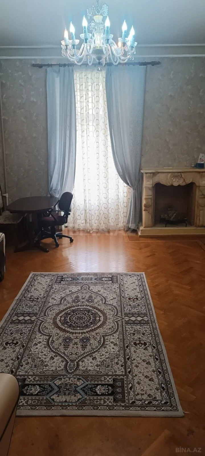 Kirayə verilir 2 otaqlı mənzil 80 m²