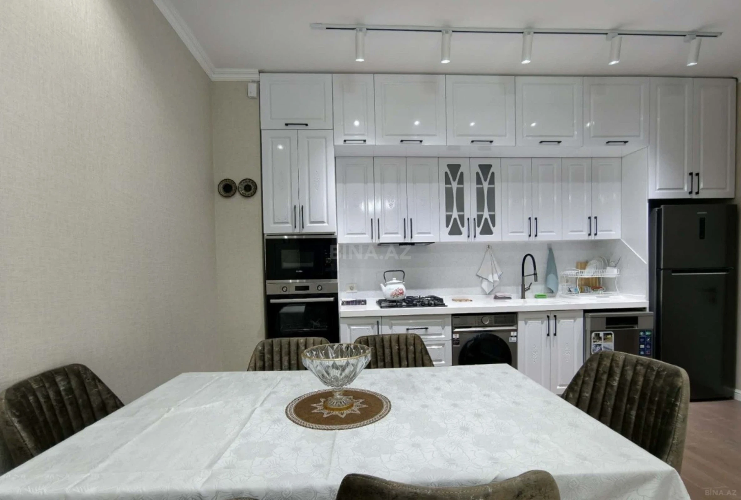 Kirayə verilir 3 otaqlı mənzil 80 m²