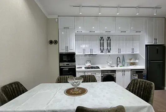 Kirayə verilir 3 otaqlı mənzil 80 m²