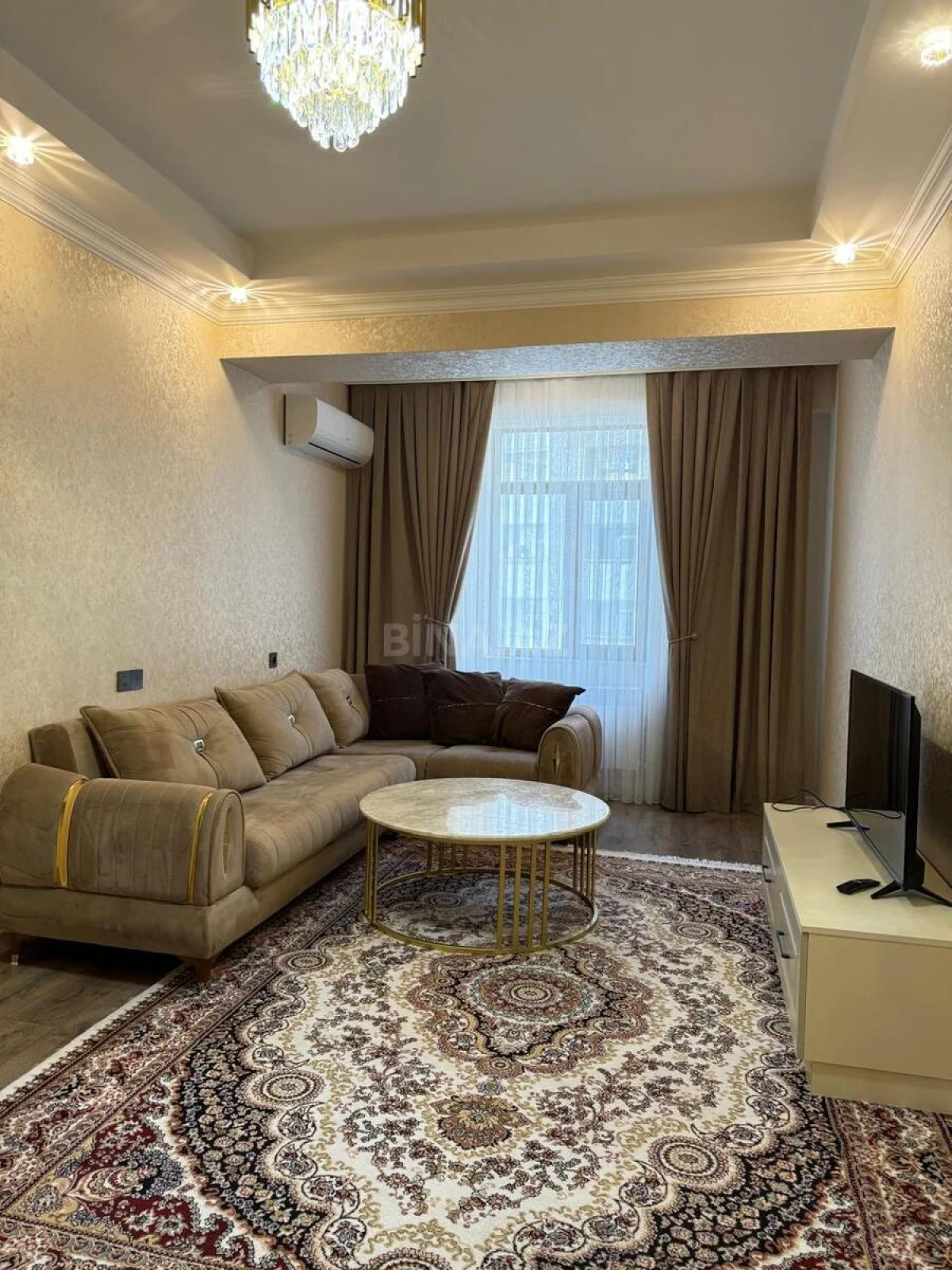 Satılır 2 otaqlı mənzil 62 m²
