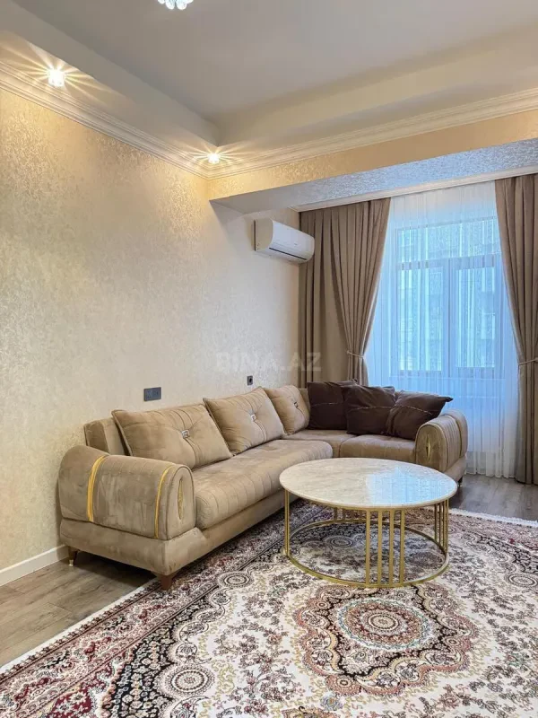 Satılır 2 otaqlı mənzil 62 m²