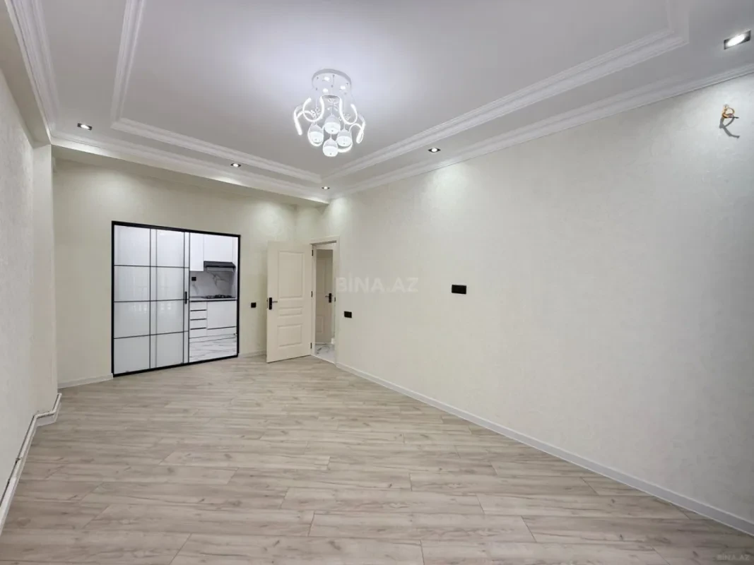 Satılır 2 otaqlı mənzil 67 m²