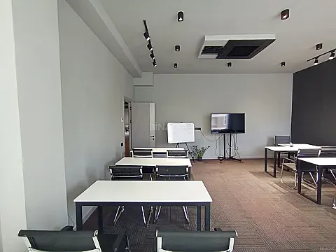 Kirayə verilir 1 otaqlı ofis 50 m²