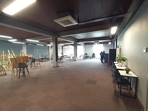 Kirayə verilir 1 otaqlı ofis 50 m²