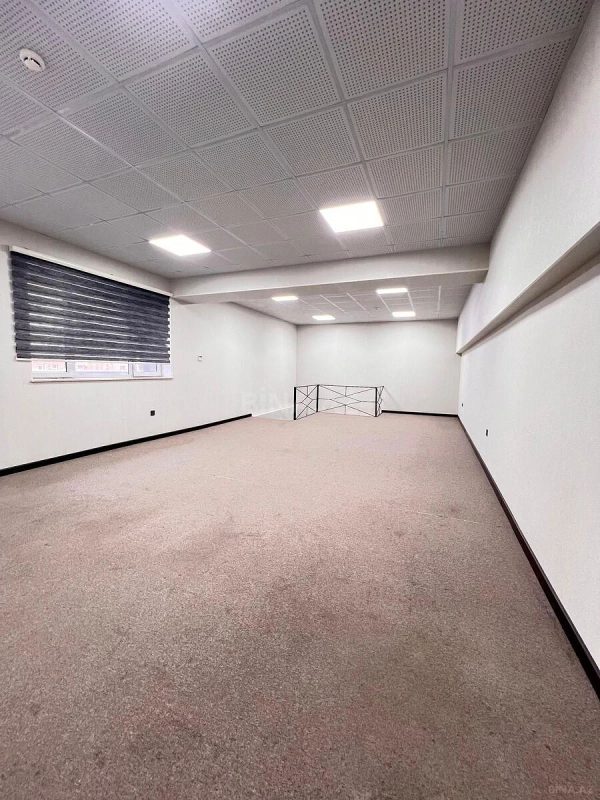 Kirayə verilir 2 otaqlı ofis 140 m²