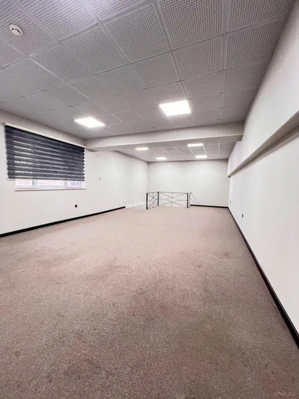 Kirayə verilir 2 otaqlı ofis 140 m²