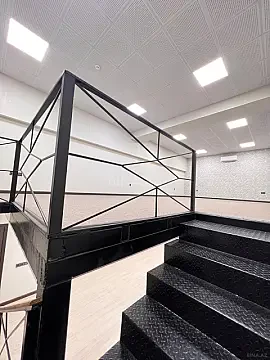 Kirayə verilir 2 otaqlı ofis 140 m²