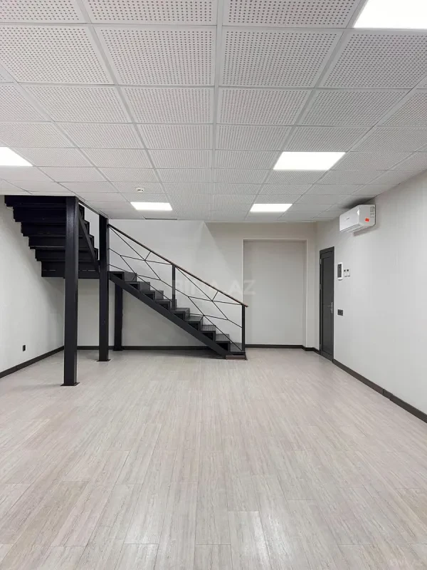 Kirayə verilir 2 otaqlı ofis 140 m²