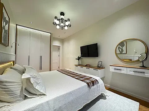 Kirayə verilir 2 otaqlı mənzil 80 m²