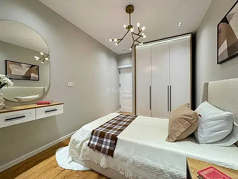 Kirayə verilir 2 otaqlı mənzil 80 m²