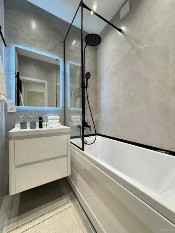 Kirayə verilir 2 otaqlı mənzil 80 m²