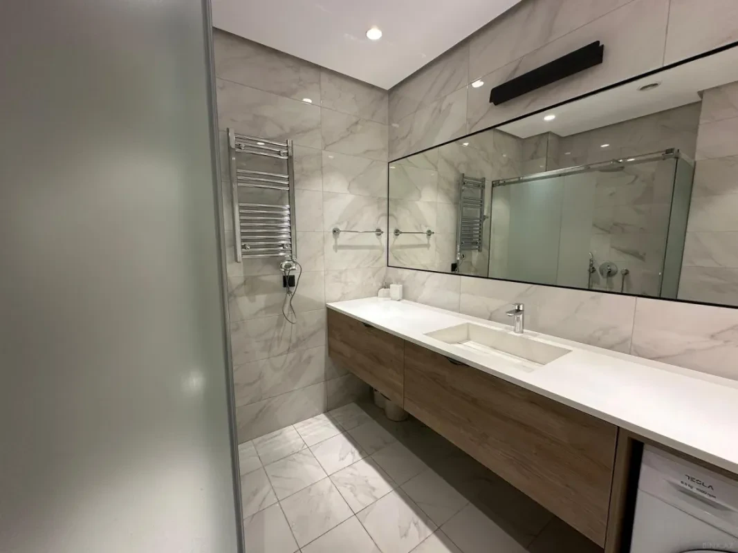 Satılır 1 otaqlı mənzil 50 m²