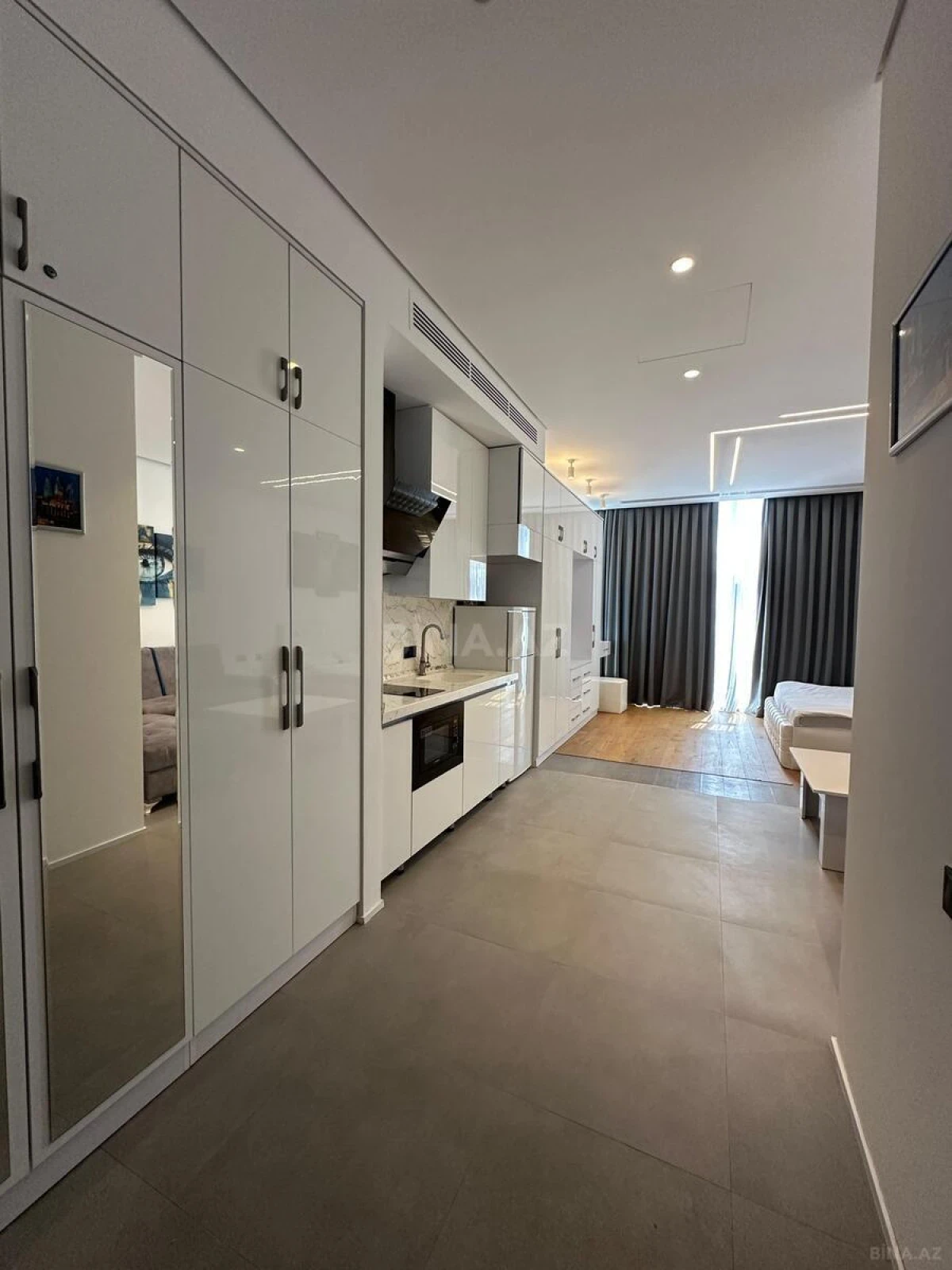 Satılır 1 otaqlı mənzil 50 m²