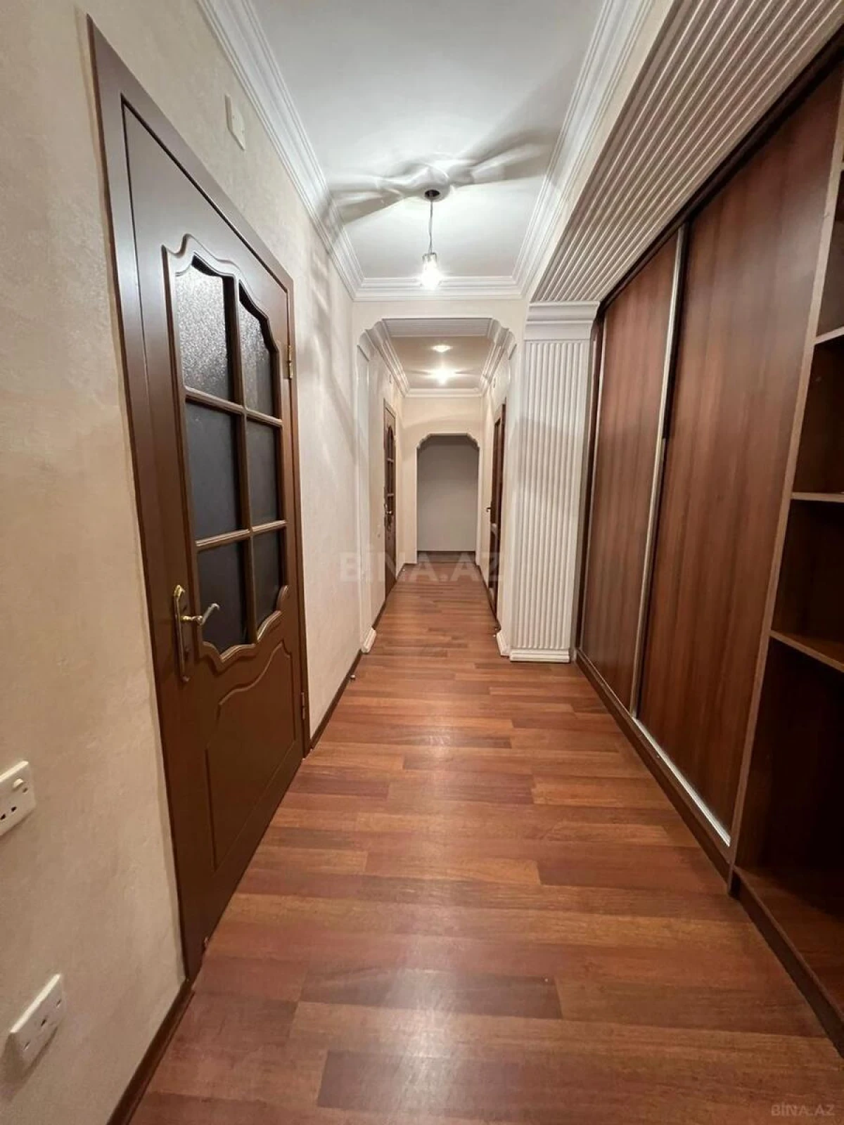Kirayə verilir 3 otaqlı mənzil 105 m²