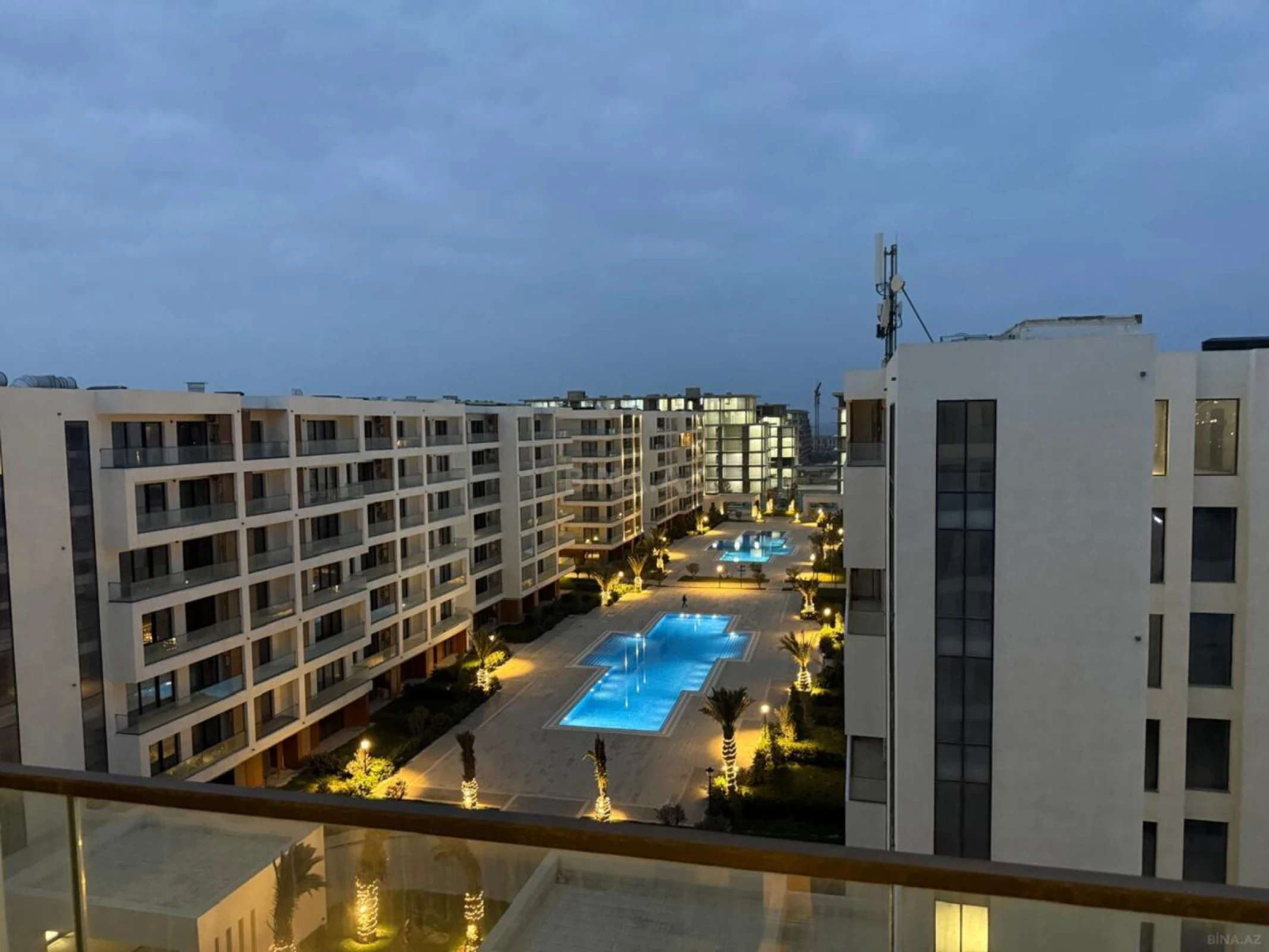 Satılır 1 otaqlı mənzil 59.6 m²