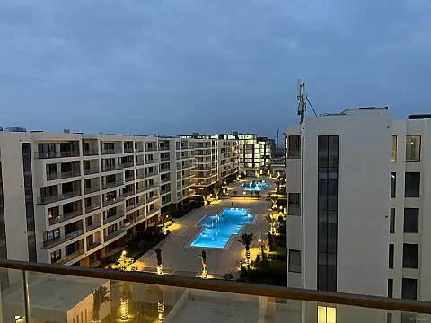 Satılır 1 otaqlı mənzil 59.6 m²