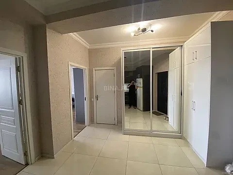 Kirayə verilir 2 otaqlı mənzil 90 m²