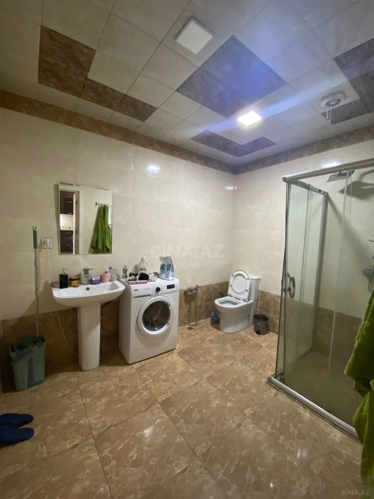 Kirayə verilir 2 otaqlı mənzil 90 m²