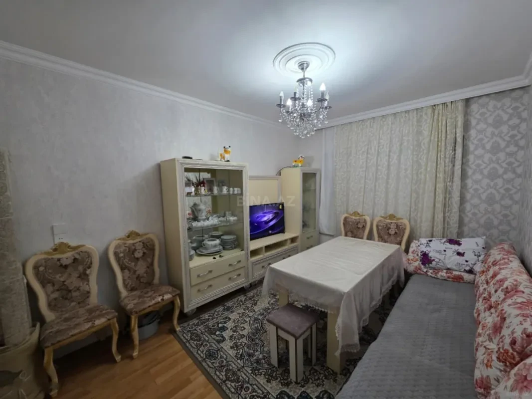 Satılır 4 otaqlı mənzil 87 m²