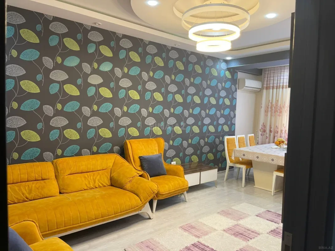 Satılır 2 otaqlı mənzil 81 m²