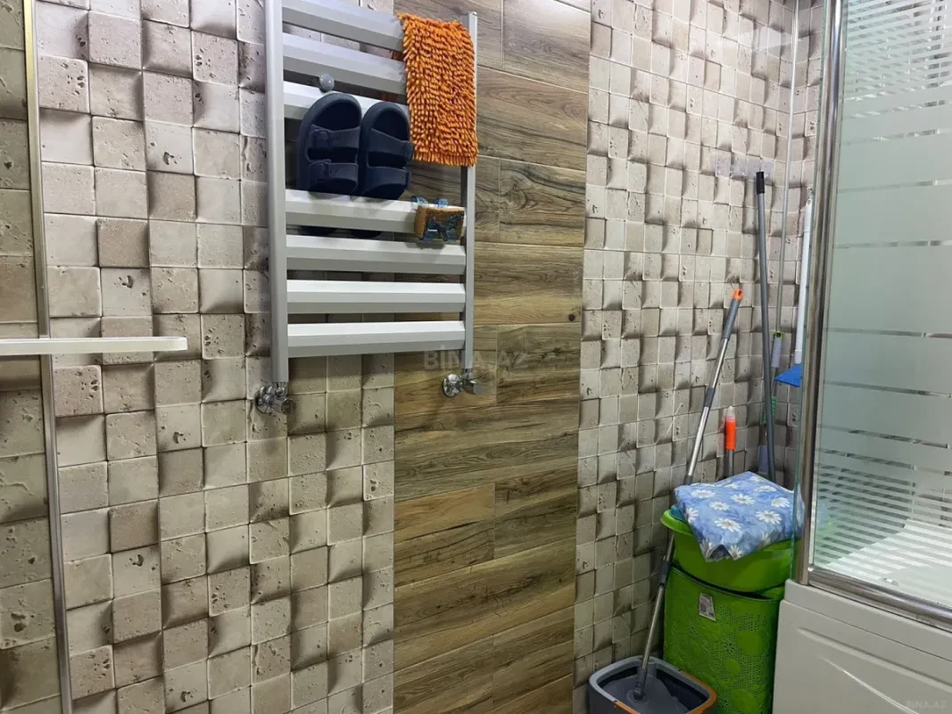 Satılır 2 otaqlı mənzil 81 m²