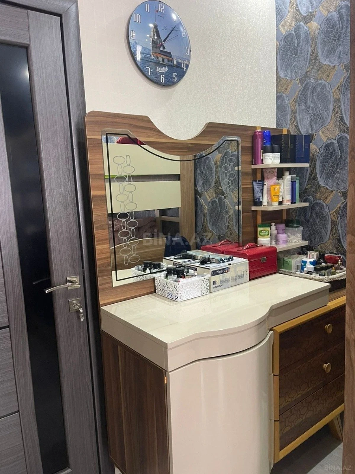 Satılır 2 otaqlı mənzil 81 m²