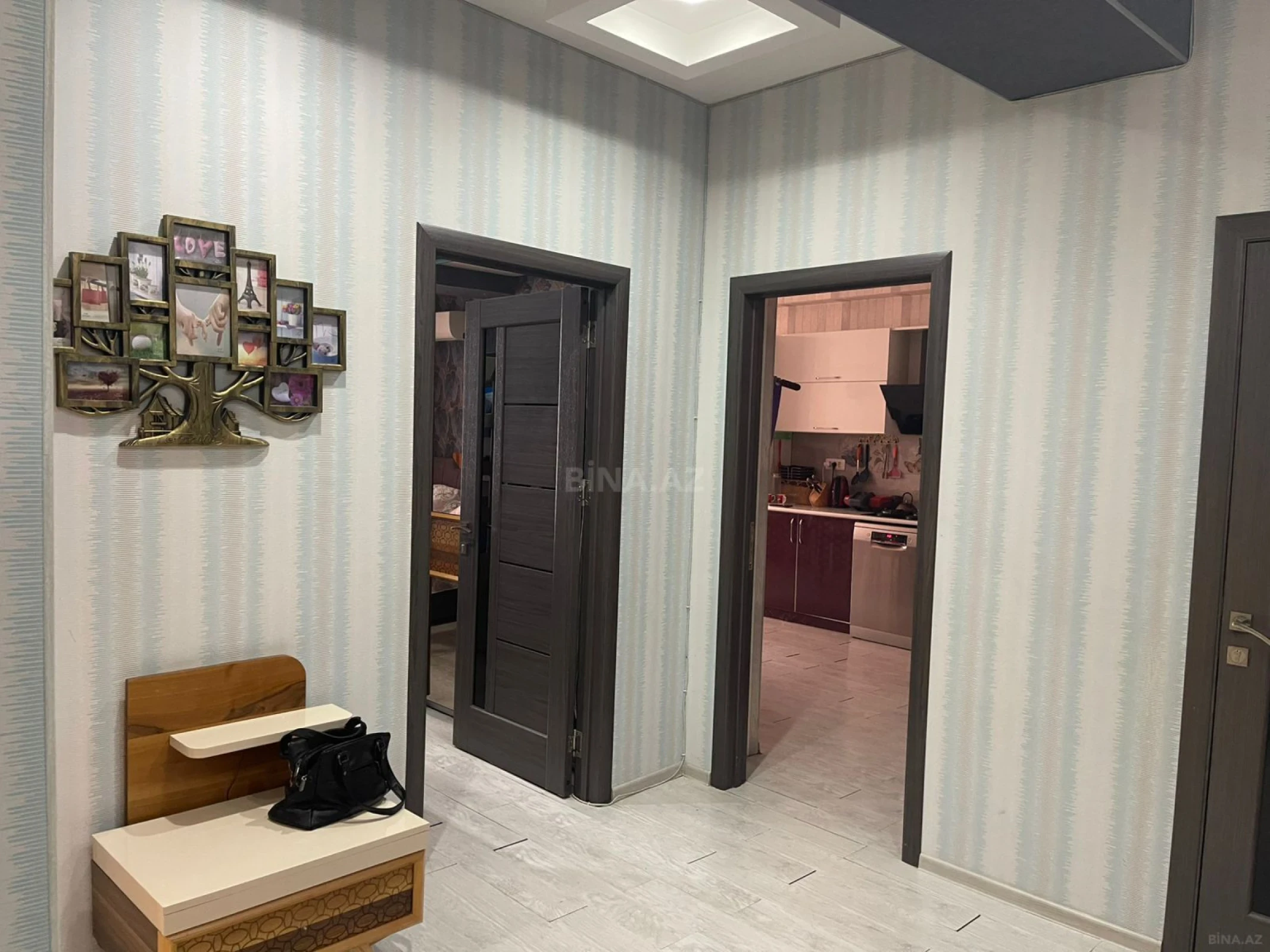 Satılır 2 otaqlı mənzil 81 m²