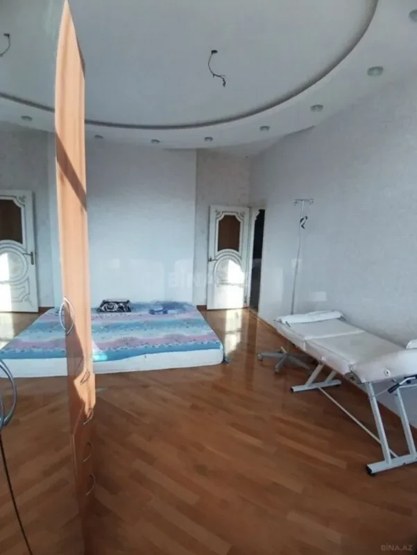 Satılır 3 otaqlı mənzil 94 m²