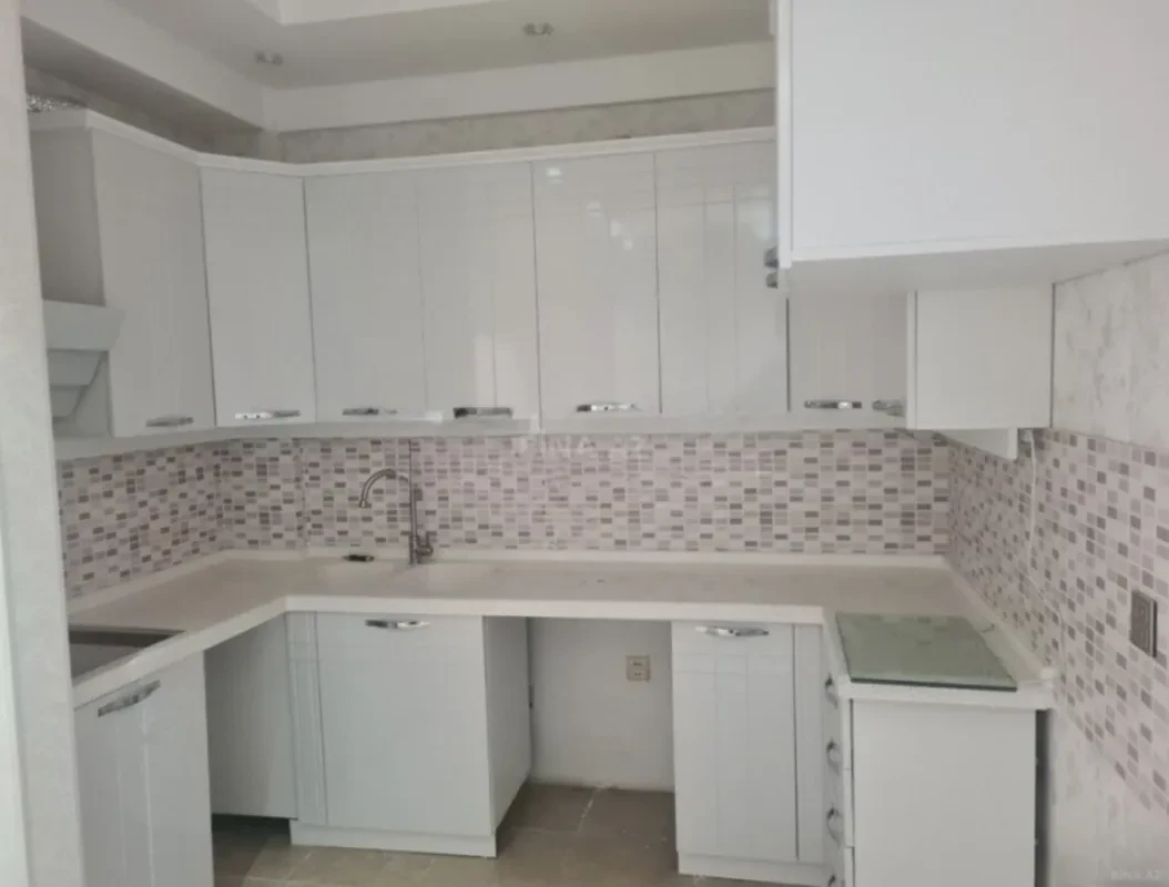 Satılır 3 otaqlı mənzil 94 m²