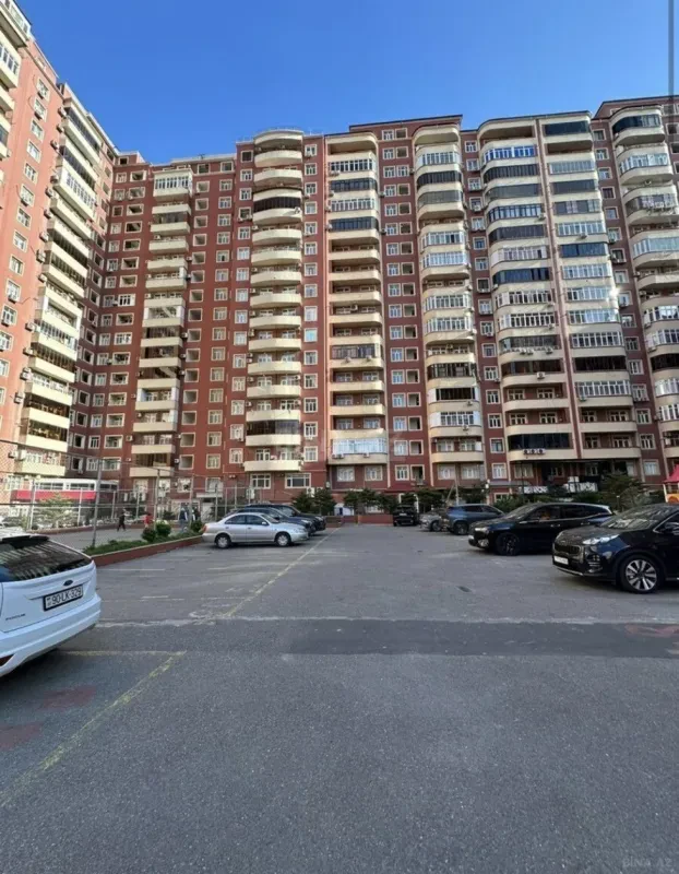 Satılır 3 otaqlı mənzil 94 m²