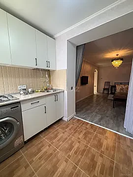 Satılır 2 otaqlı mənzil 42 m²